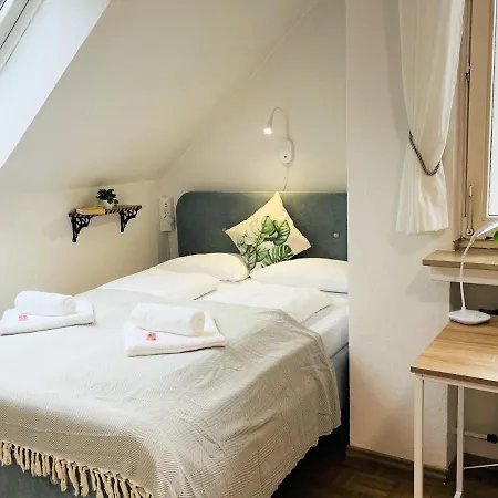 Stylisches / Netflix / Balkon 보훔