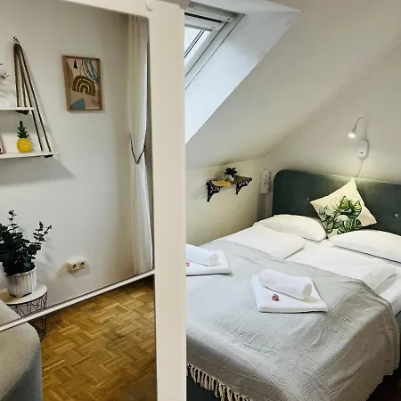 아파트 Stylisches / Netflix / Balkon