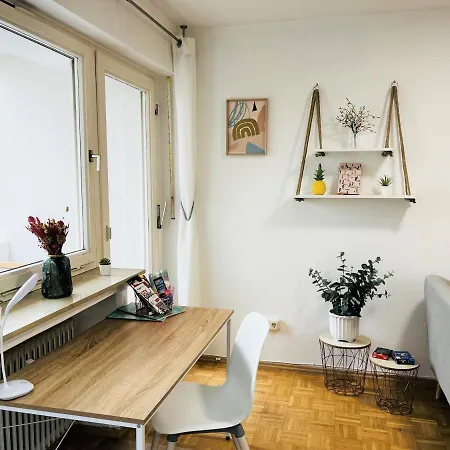 Stylisches / Netflix / Balkon * 보훔